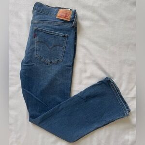 Levi's 518 Shaping Bootcut Jeans 11/12 sz 32